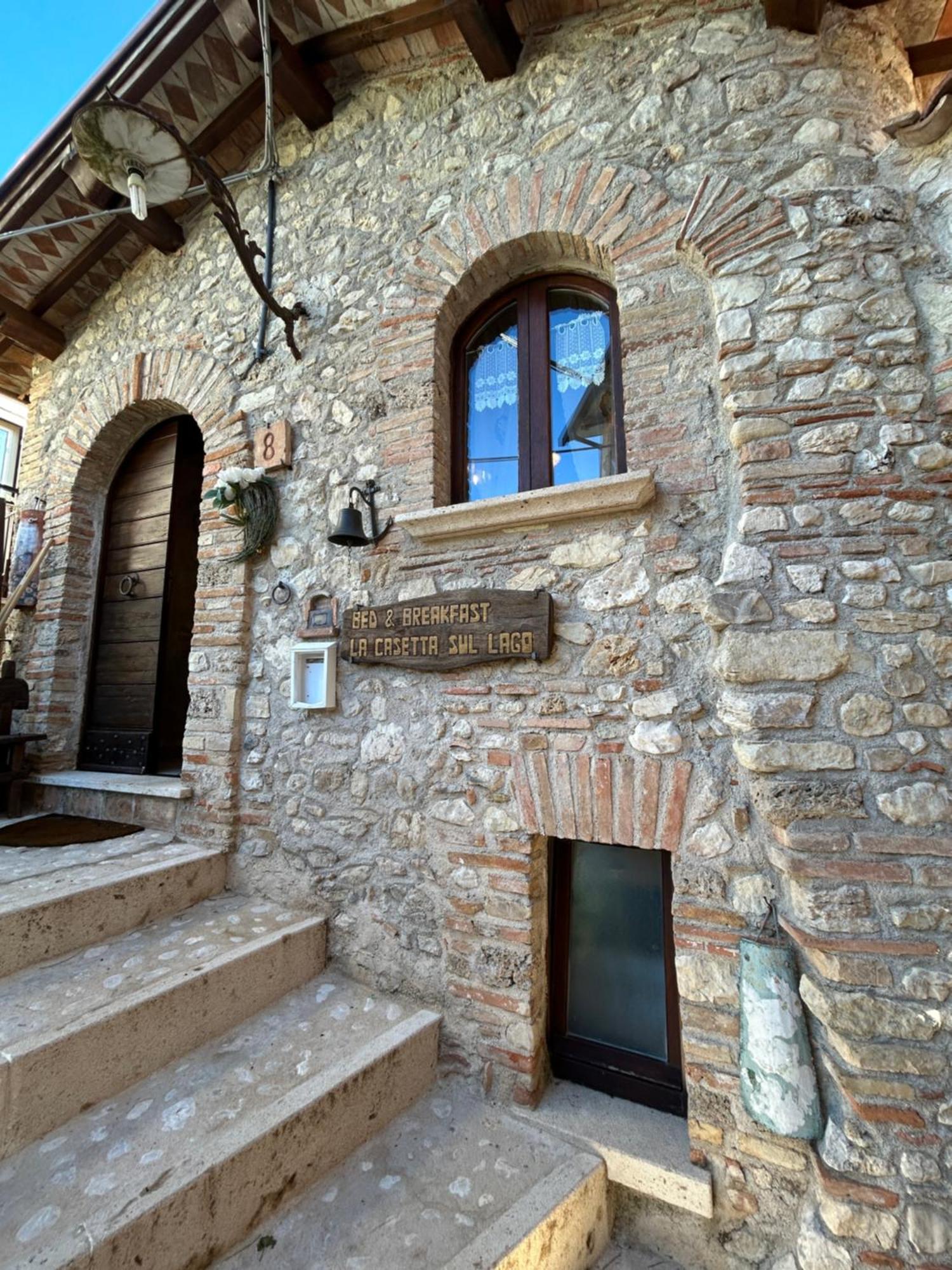 B&B La Casetta Sul Lago Colle di Tora Екстериор снимка